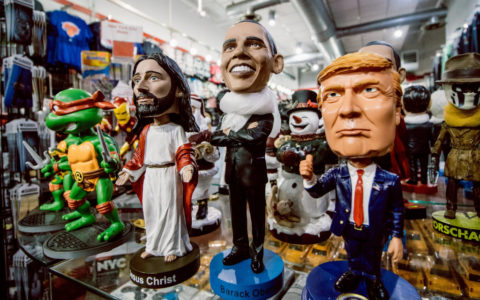 Obama Trump bábu