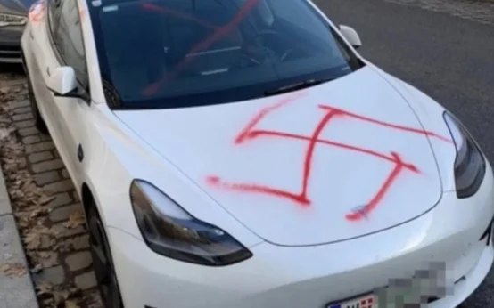 Tesla horogkereszt
