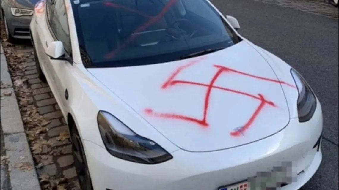 Tesla horogkereszt