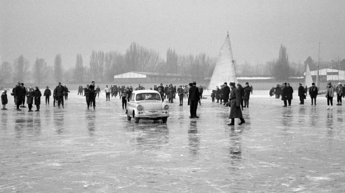 befagyott Balaton