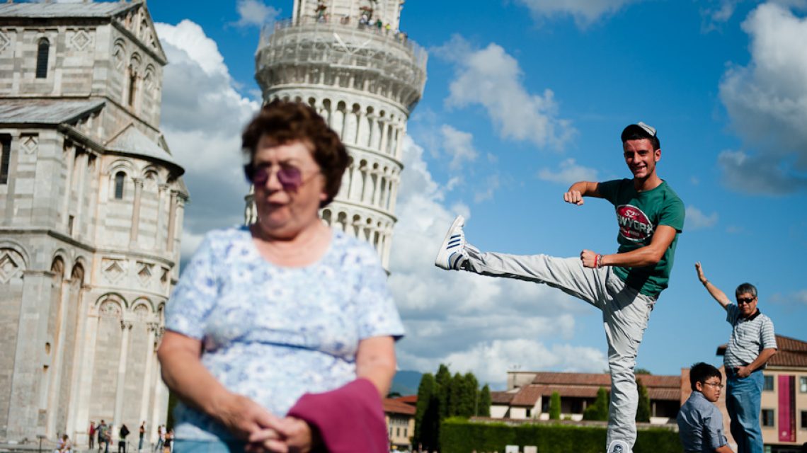 Turisták a pisai ferde toronynál
