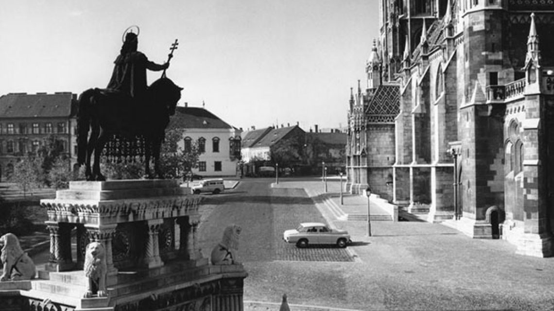Szent István király szobra